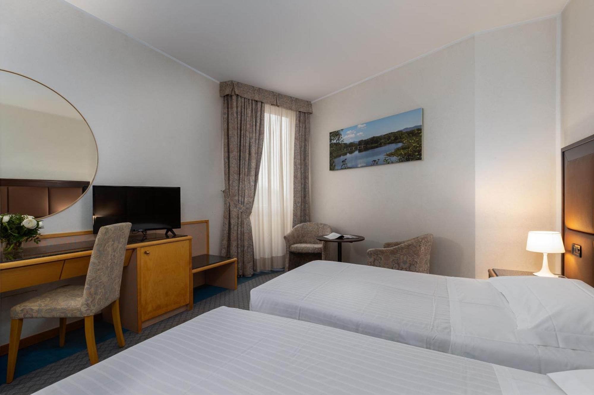 Hotel Minerva Arezzo Buitenkant foto