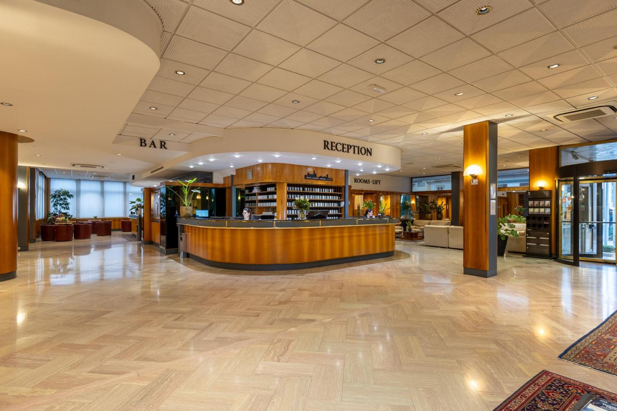 Hotel Minerva Arezzo Buitenkant foto